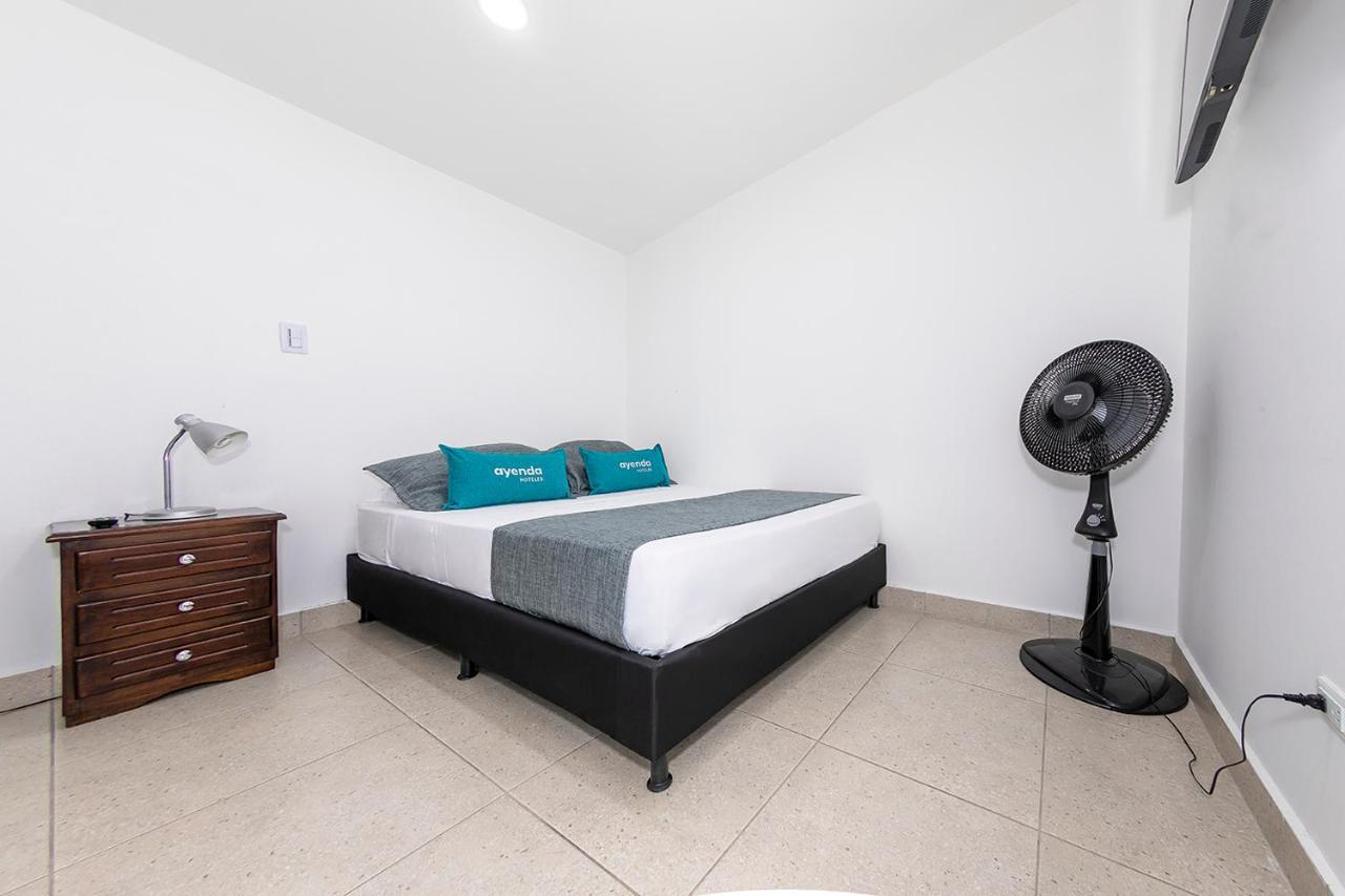 Hotel Ayenda Palo Alto Μεντεγίν Εξωτερικό φωτογραφία