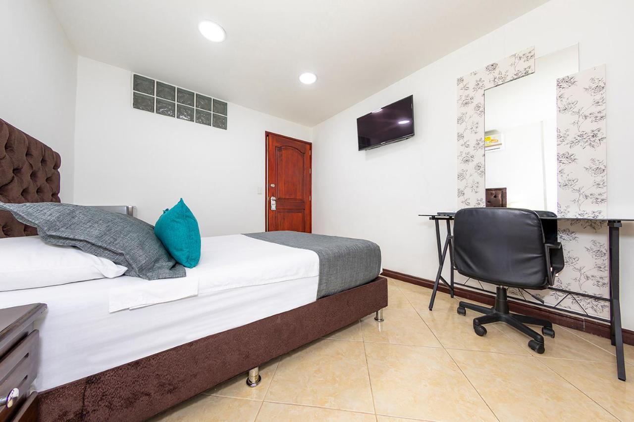 Hotel Ayenda Palo Alto Μεντεγίν Εξωτερικό φωτογραφία
